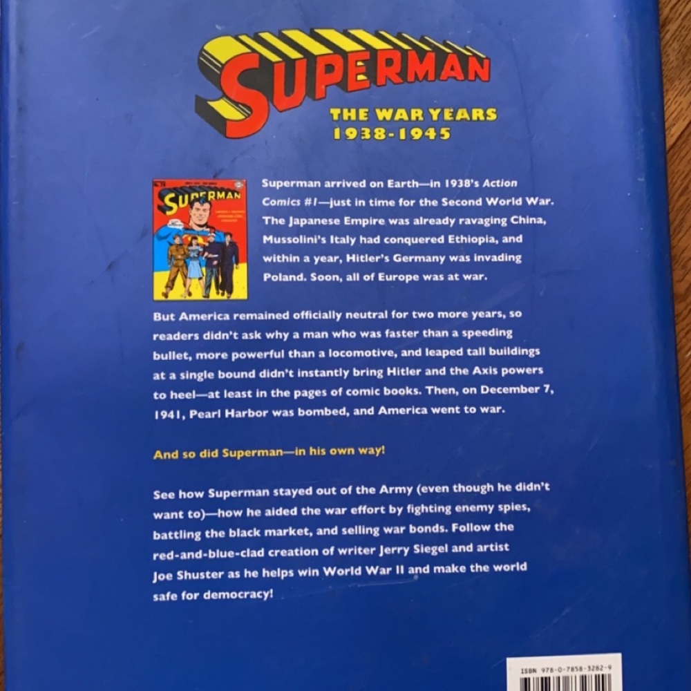 Superman The War Years 1935-1948 hardcover comic book - Picture 4 of 4